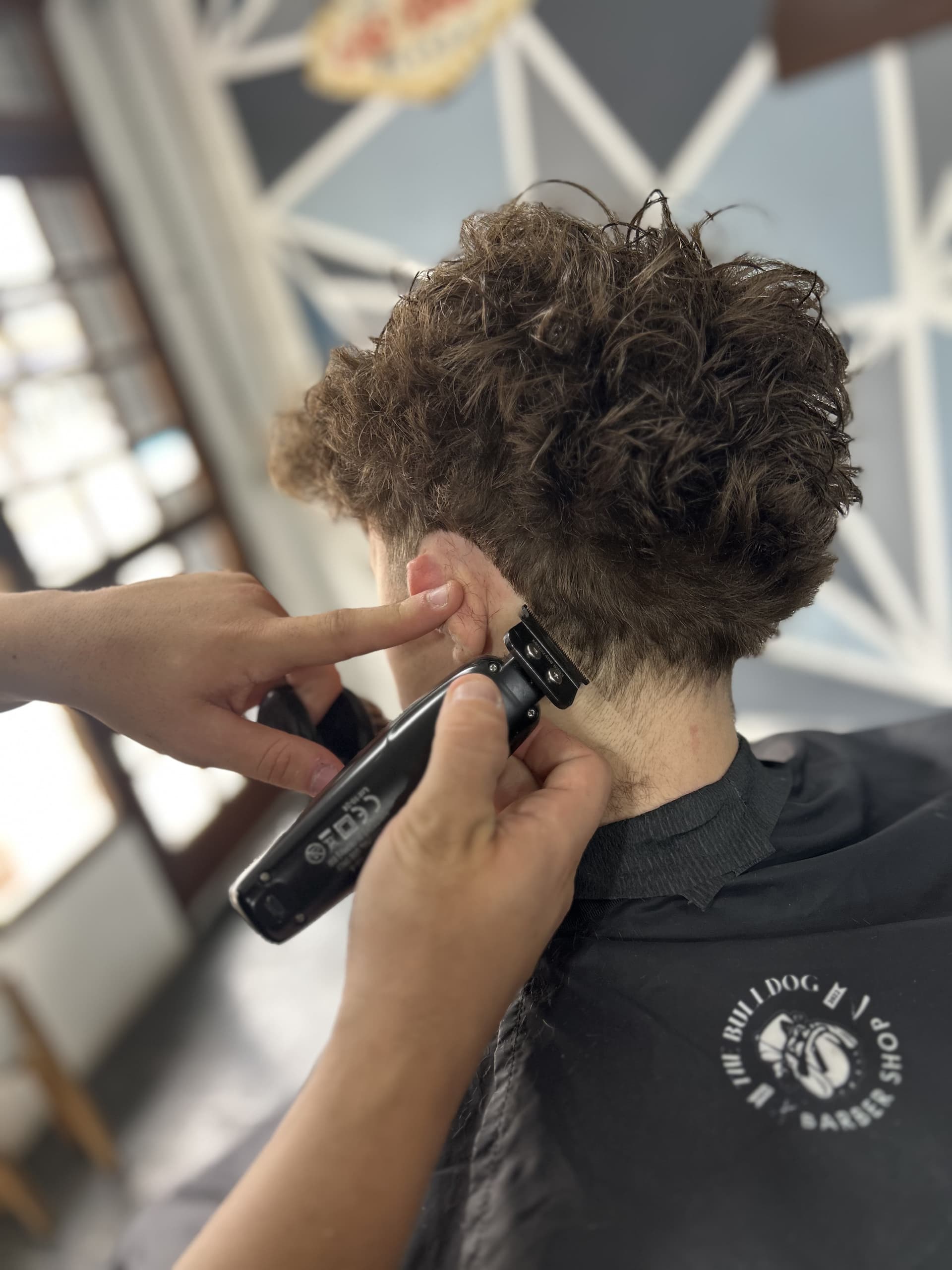 Corte de pelo y barba en The Bulldog Barber Shop, barbería en Buenos Aires (foto 10 de 11)