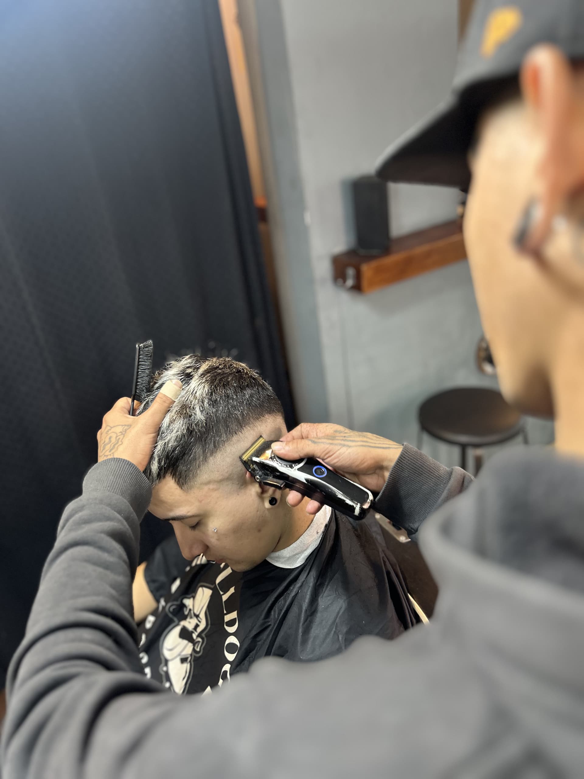 Corte de pelo y barba en The Bulldog Barber Shop, barbería en Buenos Aires (foto 11 de 11)